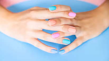 For perfect, shiny nails, here are 5 simple tricks one needs to follow