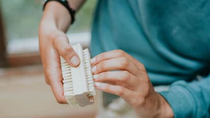 ನೇಲ್ ಪಾಲಿಶ್ ದೀರ್ಘಕಾಲ ಬಾಳಿಕೆ ಬರಲು ಈಸಿ ಟಿಪ್ಸ್ 