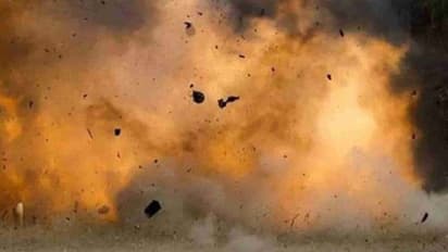 வீட்டினுள் வெடித்து சிதறிய இ ஸ்கூட்டர்.. முதியவர் உயிரிழப்பு.. தெலுங்கானாவில் பரபரப்பு..!