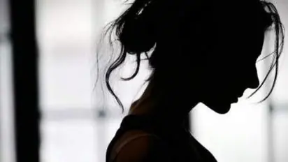 12 വയസ്സുകാരിയെ ബലാത്സംഗം ചെയ്ത 20 കാരന് നേരെ വെടിയുതിര്ത്ത് പൊലീസ്