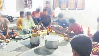 ప్రభుత్వ హాస్టల్లో మందు విందు.. విద్యార్థుల బీర్లు, చికెన్ పార్టీ ఫొటోలు వైరల్.. !