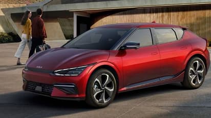 425 கி.மீ. ரேன்ஜ் வழங்கும் கியா கார்.... விரைவில் இந்திய வெளியீடு.. விலை எவ்வளவு தெரியுமா?