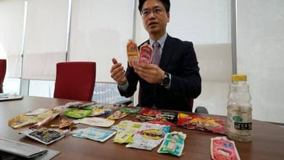 ഉത്തര കൊറിയയിലെ ജീവിതം പഠിക്കാൻ കടലിലൂടെ ഒഴുകിയെത്തുന്ന ചപ്പുചവറുകൾ ശേഖരിച്ച് പഠിച്ച് പ്രൊഫസർ