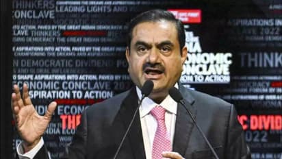 സൗരോ‍ർജ കരാർ നേടാൻ ഇന്ത്യൻ ഉദ്യോ​ഗസ്ഥർക്ക് കൈക്കൂലി; ഗൗതം അദാനിക്കെതിരെ അമേരിക്കയിൽ വഞ്ചനക്കേസ്