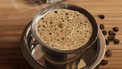 Viral Video : 'അമ്പോ ഇത് അവിശ്വസനീയം'; കയ്യടി നേടി ഫില്‍റ്റര്‍ കോഫി ചിത്രം