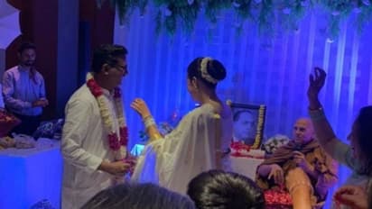 জয়পুরে দ্বিতীয় বিয়ে সারলেন IAS অফিসার টিনা দাবি, ভাইরাল হল বিয়ের ছবি