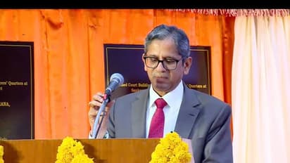 தமிழ்நாட்டிற்காக கடுமையாக உழைக்கிறார் முதல்வர்.. தலைமை நீதிபதி புகழாரம்..