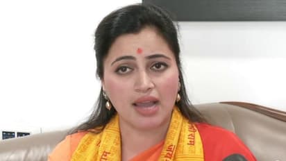 maharashtra crisis: ఉద్ధవ్ థాక్రే గుండాయిజం అంతం కావాల్సిందే.. రాష్ట్రపతి పాలన పెట్టండి: నవనీత్ కౌర్ సంచలనం