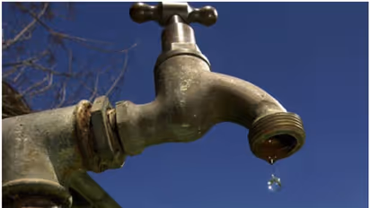 துருப்பிடித்த பாத்ரூம் பைப் 10 நிமிஷத்தில் புதுசாக மாற இத ஃபாலோ  பண்ணா போதும்!