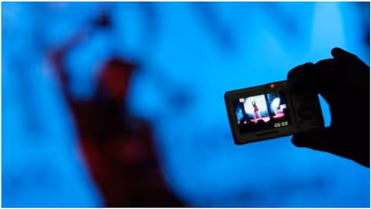 ಪೋರ್ನ್ ಕೋರ್ಸ್ ಆರಂಭಿಸಿದ ಕಾಲೇಜು, ವಿವಾದದ ಬಳಿಕ ನೀಲಿಚಿತ್ರದ ಕೋರ್ಸ್ ಗೆ ಗೇಟ್ ಪಾಸ್!