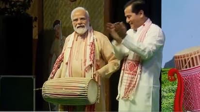 Rongali Bihu ಸಂಗೀತ ವಾದ್ಯ ನುಡಿಸುವ ಮೂಲಕ ಅಸ್ಸಾಂ ರೊಂಗಾಲಿ ಬಿಹು ಆಚರಿಸಿದ ಮೋದಿ!