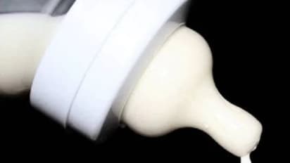 कासगंज में दूध की बोतल ने ले ली मासूम की जान, बुझ गया घर का इकलौता चिराग, जानिए पूरा मामला