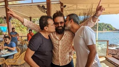 KGF 2:1000 కోట్ల సెలబ్రేషన్స్ ఇలా...మామూలుగా లేదుగా