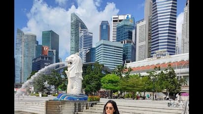 ಸಿಂಗಾಪುರದಲ್ಲಿ ಕೃಷ್ಣ- ಮಿಲನಾ; ಡಾರ್ಲಿಂಗ್ ಜೋಡಿಯ ರೊಮ್ಯಾಂಟಿಕ್ ಫೋಟೋಗಳು ವೈರಲ್ 