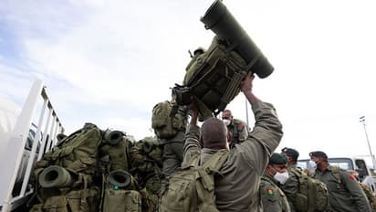 भारत जैसे देशों के जरिये यूक्रेन में अपने हथियारों के लिए पश्चिमी देशों में बने पुरजे ला सकता है रूस : रिपोर्ट