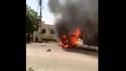  Blast in karachi university: கராச்சி பல்கலையில் குண்டு வெடிப்பு.. 2 சீனர்கள் உட்பட 4 பேர் உயிரிழப்பு..  