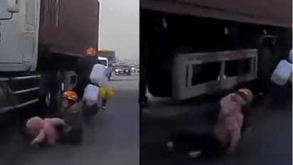 Mother of the year ಲಾರಿ ಚಕ್ರದಡಿಯಿಂದ ಕಂದನ ಕಾಪಾಡಿ ಭೀಕರ ಅಪಘಾತ ತಪ್ಪಿಸಿದ ಮಹಾತಾಯಿ!