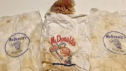 பாத்ரூம்மில் 60 வருடங்களாக கிடந்த மெக்டொனால்ஸ் பிரெஞ்ச் பிரைஸ்.. அப்பறம் என்ன ஆச்சு..?