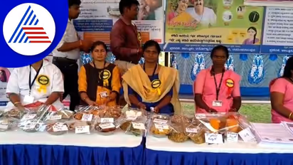 ಸಿಎಂ ಆದೇಶಕ್ಕೆ  ಡೋಂಟ್ ಕೇರ್: ಮಾಸ್ಕ್ ಇಲ್ಲದೆ ಆರೋಗ್ಯ ಮೇಳದಲ್ಲಿ ಅಧಿಕಾರಿಗಳು ಭಾಗಿ