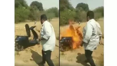 Ola Electric Scooter: ఓలా స్కూటర్కు నిప్పు.. అలా ఎందుకు చేశాడంటే..?