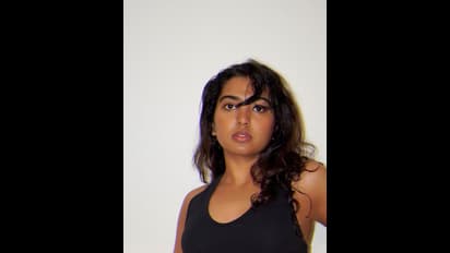 పిచ్చెక్కించే పోజులతో ఉక్కపోత పెంచుతున్న శివాత్మిక రాజశేఖర్‌.. బోల్డ్ ఫోటోలతో ఇంటర్నెట్‌లో రచ్చ