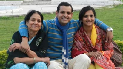 कौन है मध्य प्रदेश का ये IAS अधिकारी, जिस पर अफसर पत्नी ने ही दर्ज कराई FIR, कहा-पूरे परिवार को गिरफ्तार करो!