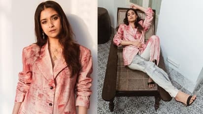 Keerthy Suresh : స్టైలిష్ అవుట్ ఫిట్ లో మెస్మరైజ్ చేస్తున్న కీర్తి.. స్టన్నింగ్ స్టిల్స్ కు కుర్రాళ్లు ఫిదా..