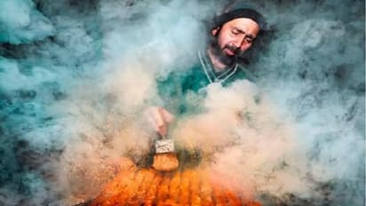 சர்வதேச விருதினை தட்டி சென்ற கபாப் வியாபாரி புகைப்படம்..  பிங்க் லேடி ஃபுட் போட்டோகிராஃபர் விருது..