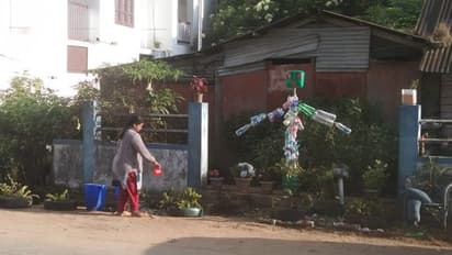 മാലിന്യം വലിച്ചെറിയാതിരിക്കാന് വഴിയോരത്ത് പൂന്തോട്ടം നിര്മ്മിച്ച് മൂന്നാര് പഞ്ചായത്ത്