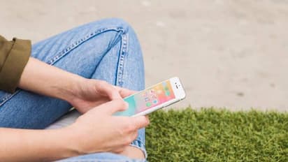 തടവുകാരന് മെസേജയച്ചു, ജയിൽ ഗവർണർക്ക് തടവുശിക്ഷ!