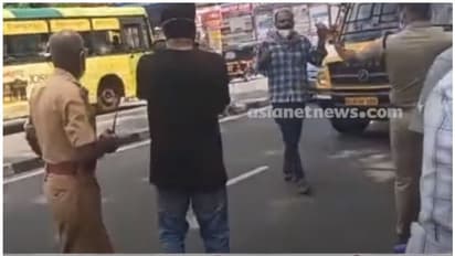 സെക്രട്ടേറിയറ്റിന് മുന്നിൽ ആത്മഹത്യാ ഭീഷണിയുമായി കവര്ച്ചാ കേസ് പ്രതികള്