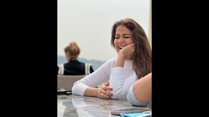 Lavanya Tripathi: సడన్ గా ఫారిన్ లో ప్రత్యక్షమైన లావణ్య... నవ్వులు చిందిస్తూ వెకేషన్ ఎంజాయ్ చేస్తూ అలా... 