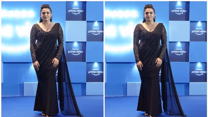 Parvathy Thiruvothu  : കറുത്ത സാരിയിൽ അതീവ സുന്ദരിയായി പാർവതി തിരുവോത്ത്; വെെറലായി ചിത്രം