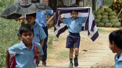 heatwave: మండే ఎండలు.. బడి వేళలను మార్చిన ప్రభుత్వం !