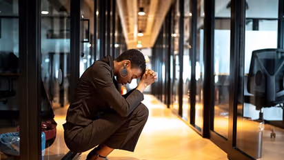 Why are employees dissatisfied/unhappy with their job? Read this