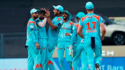 IPL 2022 : ആവേഷും ഹോള്ഡറും എറിഞ്ഞിട്ടു; കൊല്ക്കത്തയ്ക്കെതിരെ ലഖ്നൗവിന് തകര്പ്പന് ജയം, ഒന്നാമത്