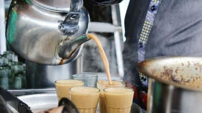 முஸ்லீம் கடையில் டீ குடிச்சா ஆண்மைக்குறைவு ஏற்படுமாம்.. சர்ச்சை பேச்சால் வசமாக சிக்கிய மூத்த அரசியல்வாதி கைது