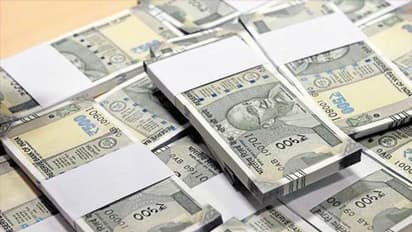 Akshaya Tritiya 2022: आज रात करें देवी लक्ष्मी के ये 2 उपाय, दूर हो सकती है आपकी गरीबी 