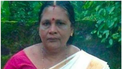 Murder : പത്തനംതിട്ടയില്‍ വീട്ടമ്മയെ ബിയര്‍ കുപ്പികൊണ്ട് കുത്തികൊന്നു; അയൽവാസി കസ്റ്റഡിയിൽ