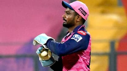 IPL 2022:  'സഞ്ജു കളിച്ചത് ടീമിന് വേണ്ടി, വിമര്‍ശനമര്‍ഹിക്കുന്നില്ല'; താരത്തെ പിന്തുണച്ച് മുന്‍ ഇന്ത്യന്‍ താരം