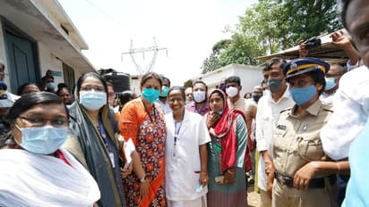 Wayanad:  രാഹുല്‍ ഗാന്ധിയുടെ മണ്ഡലത്തില്‍ സ്മൃതി ഇറാനിയുടെ സന്ദര്‍ശനം