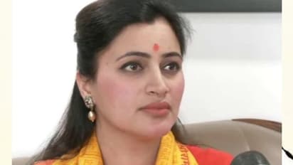 नवनीत राणा की तबीयत बिगड़ी, जेल से अस्पताल में कराया गया भर्ती, जानिए आखिर किस बीमारी से जूझ रहीं हैं सांसद