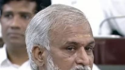 அரசைப் பார்த்து ஜீயர்கள் என்ன கூறினாலும் அவர்கள் மீது நடவடிக்கை எடுக்கமாட்டோம்.. பதுங்கிய சேகர் பாபு.