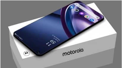 Moto E32 : 90 ഹേര്‍ട്‌സ് ഡിസ്പ്ലേ, 5000 എംഎഎച്ച് ബാറ്ററി, സവിശേഷതകളോടെ മോട്ടോ ഇ32 വിപണിയിൽ; അറിയേണ്ടതെല്ലാം