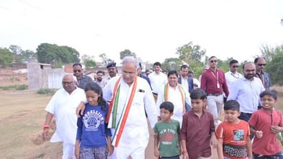 सपनों को उड़ान देगी छत्तीसगढ़ सरकार : 10वीं-12वीं के टॉपर्स को कराएगी हेलिकॉप्टर की सैर, CM भूपेश बघेल का ऐलान