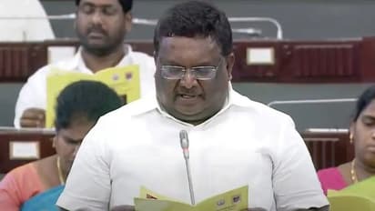 5 வயது வரை உள்ள குழந்தைகளுக்கு பேருந்தில் கட்டணம் இல்லை... அறிவித்தார் அமைச்சர் சிவசங்கர்!!