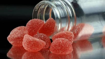 കഞ്ചാവ് അടങ്ങിയ ഗമ്മി കഴിച്ച് നാലുവയസുകാരന്‍ മരിച്ചു; അമ്മയ്ക്കെതിരെ കൊലക്കുറ്റം