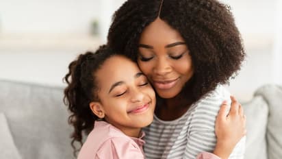 Mothers' Day ತಾಯಂದಿರ ದಿನದ ಇತಿಹಾಸ ನಿಮಗೆ ತಿಳಿದಿದೆಯೇ? 