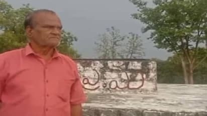 മരിക്കും മുമ്പ് തന്നെ ശവകുടീരം പണിതു, ഒഴിവുസമയം ചെലവഴിക്കുന്നത് അതിനടുത്ത്