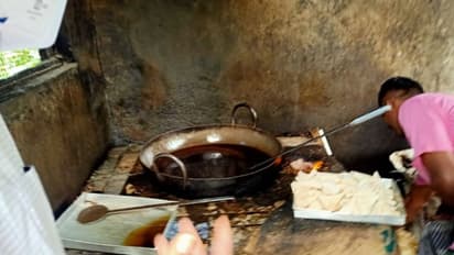 ബേക്കറികളില്‍ പഴയ സാധനങ്ങള്‍; മാന്നാറില്‍ ആരോഗ്യ വകുപ്പിന്റെ മിന്നൽ പരിശോധന, നടപടി